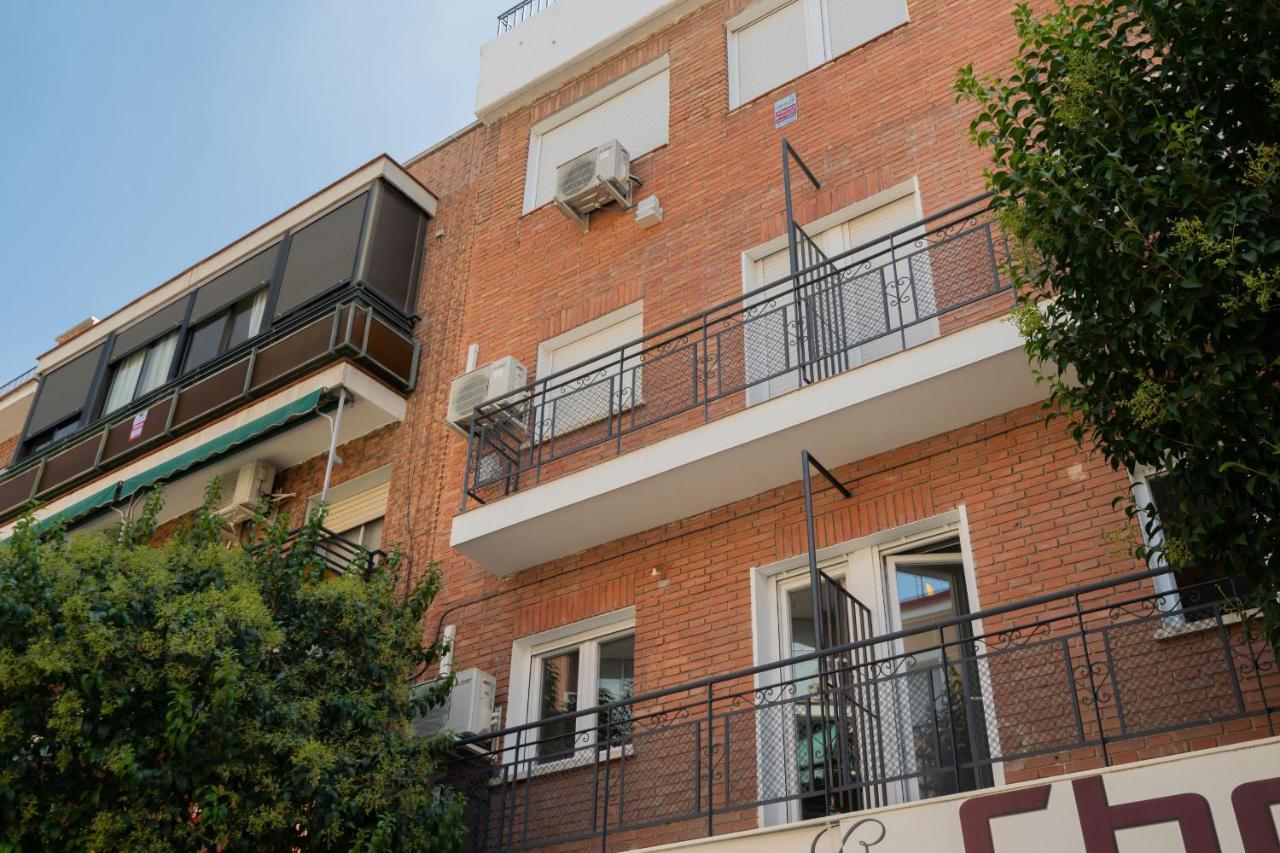 Atico Reformado En Madrid Rio Alquiler Temporal Apartman Kültér fotó